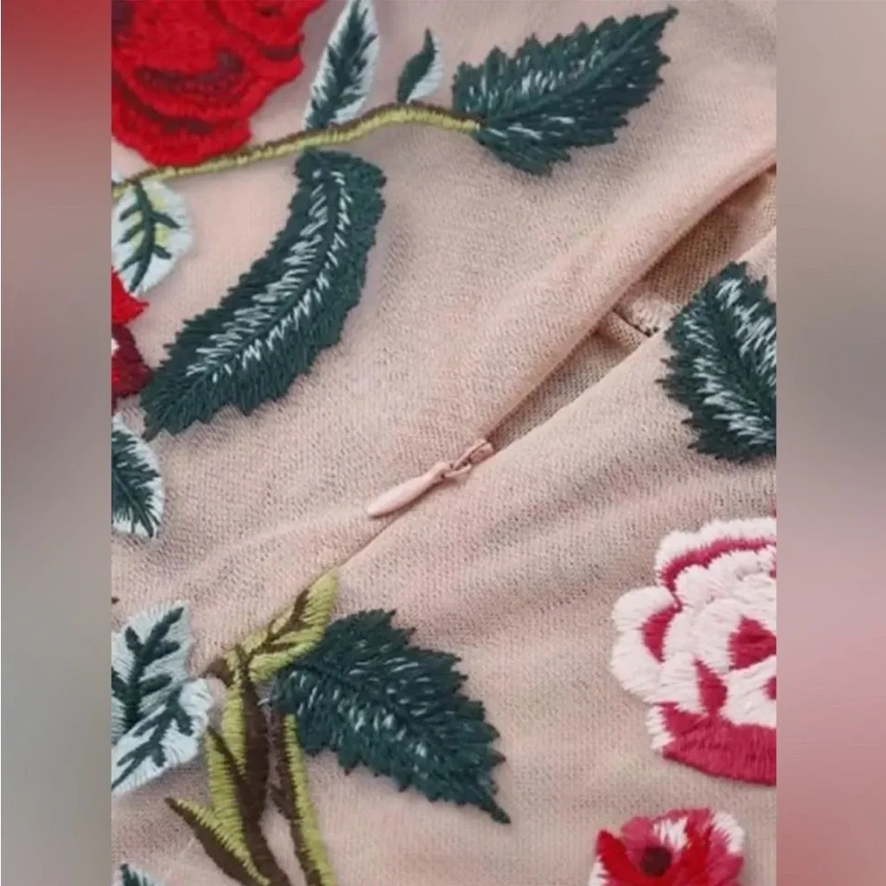 Floral Embroidered High Neck - Picture 10 of 12